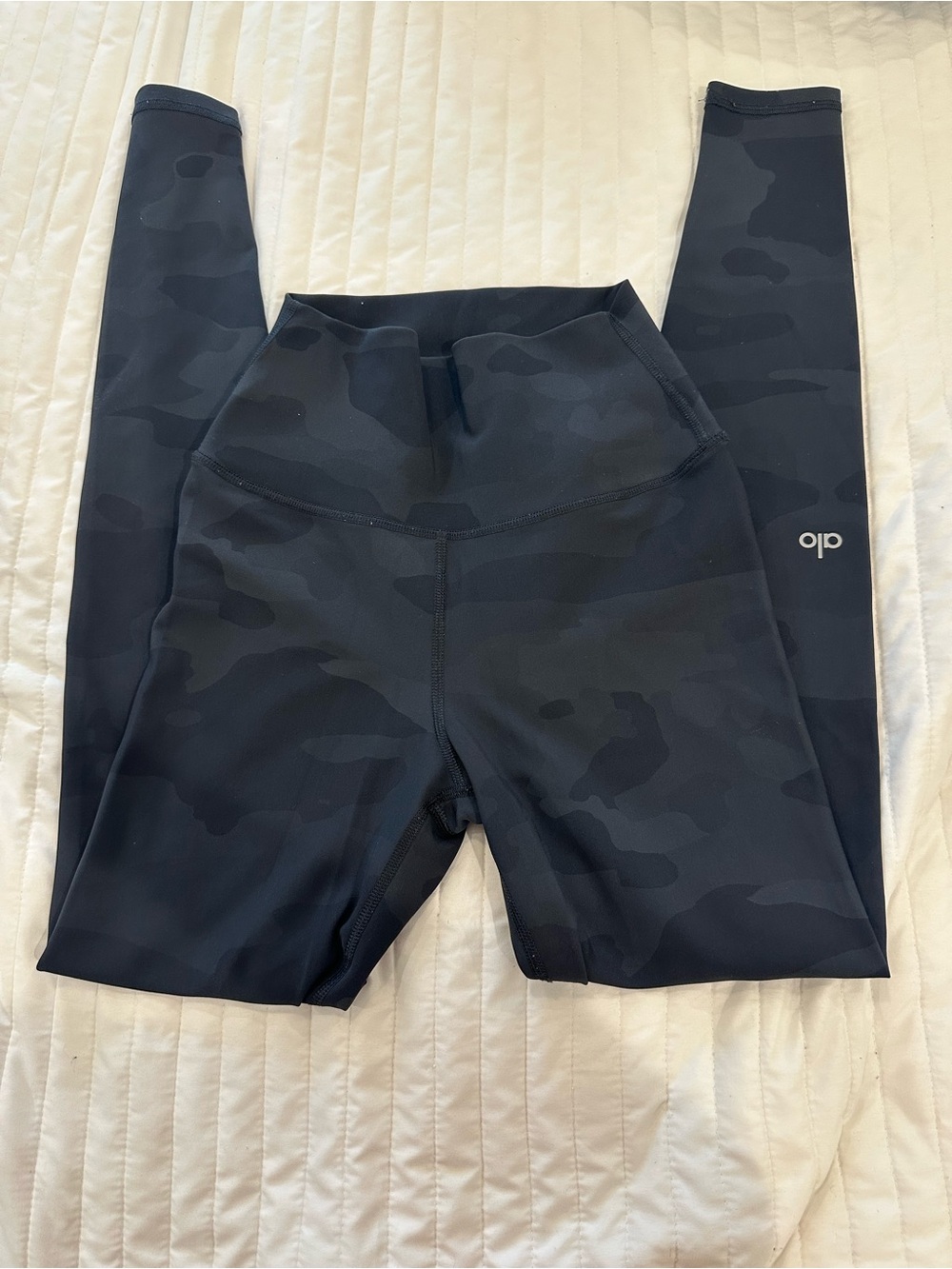 ALO Yoga Black Camo High-Waist Leggings